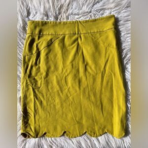 Carmen Marc Valvo 💫Skirt 💫Size small